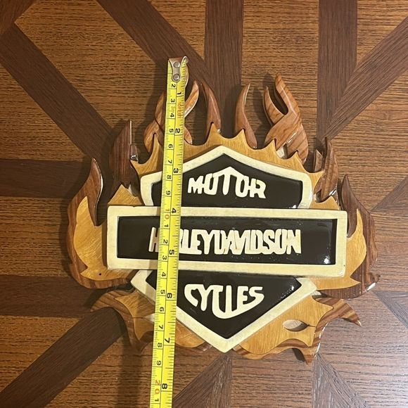 Harley Davidson Wood Carving Wall Decor Pre-owned Good Condition. - Picture 3 of 4